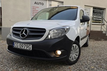 1,5 diesel 75 KM klima zarejestrowany