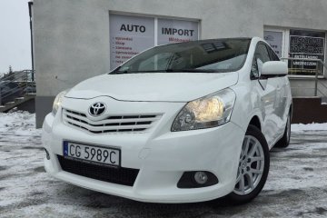 1,6 benzyna 132 KM klimatronic  7 osobowy  zarejestrowany